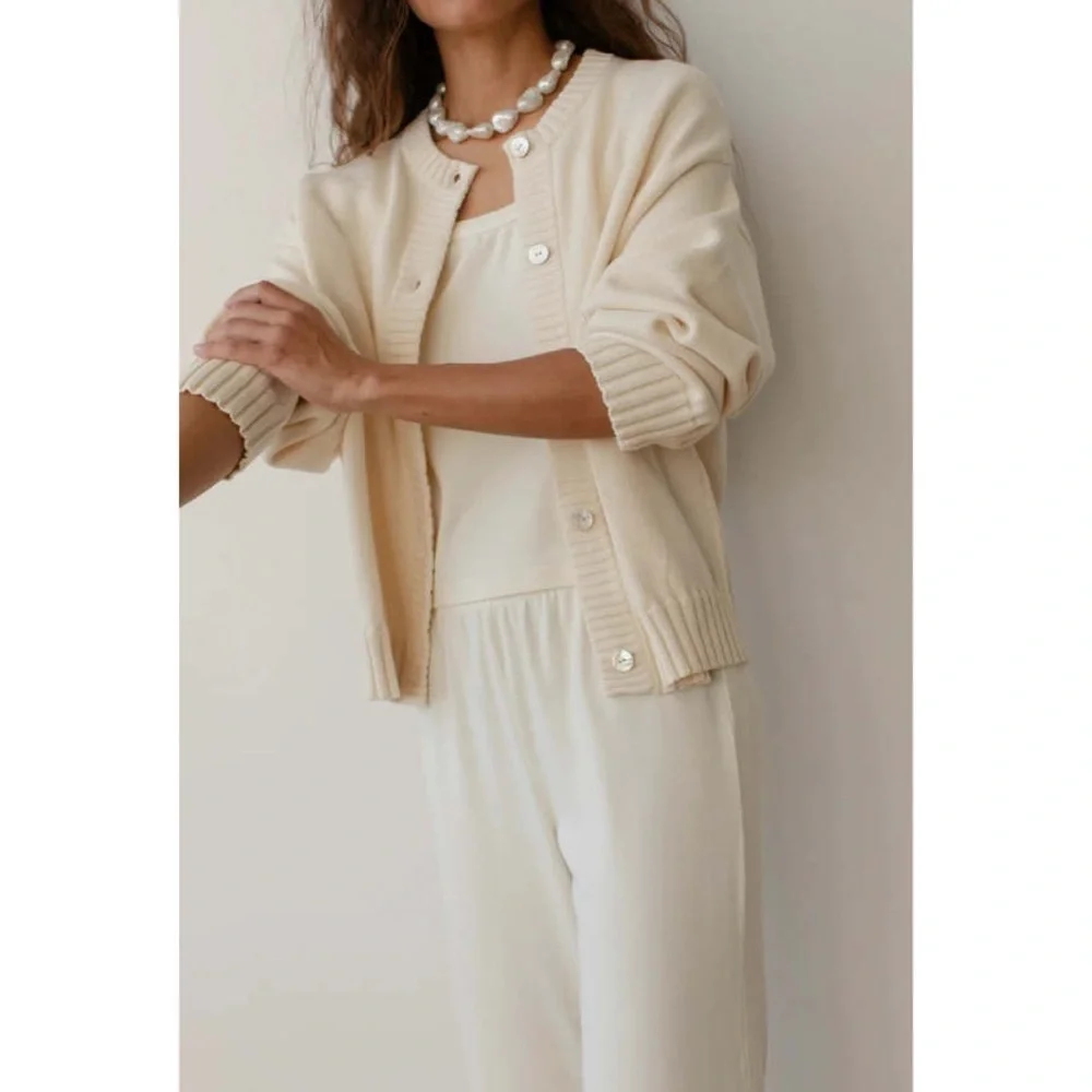 Donni The Cotton Knit Cardigan Sweater Creme Large - Picture 14 of 14